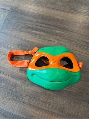 TMNT Teenage Mutant Ninja Turtles Mutant Mayhem Plastic Mask Mikey Michaelangelo